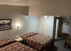 Hooks Hideaway Motel 2