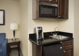 Holiday Inn Express & Suites UVALDE by IHG 2
