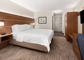 Holiday Inn Express & Suites SUMNER - PUYALLUP AREA by IHG 4