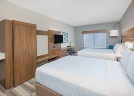 Holiday Inn Express & Suites SURPRISE by IHG 3
