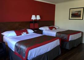 Ramada by Wyndham Torrance 5