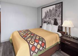 Super 8 by Wyndham Sun Prairie/Madison E 5
