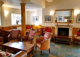 Crown House Hotel 5