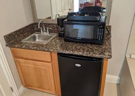 Ramada by Wyndham Redondo Beach 2