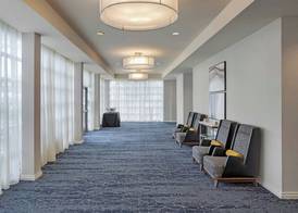 Courtyard Long Beach Airport 4