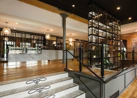 The Charmant Hotel 5