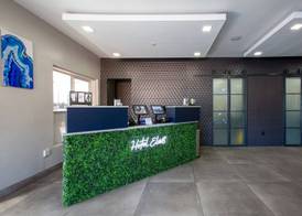 Hotel Elev8 Flagstaff, Trademark Collection by Wyndham 5