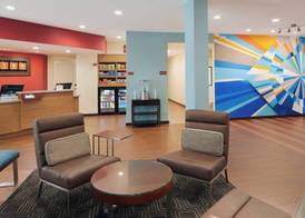 TownePlace Suites by Marriott Tampa South 3