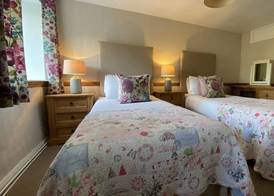 The New Inn 4