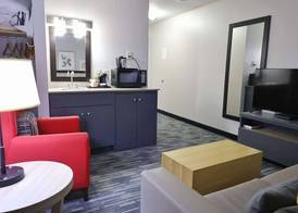 Country Inn & Suites by Radisson, Sparta, WI 4