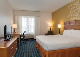 Fairfield Inn and Suites Santa Rosa Sebastopol 4