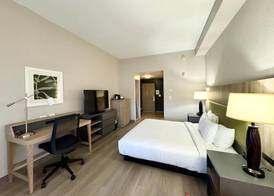 Country Inn & Suites by Radisson, Port Charlotte, FL 4