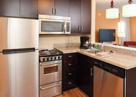 TownePlace Suites by Marriott Detroit Commerce 4