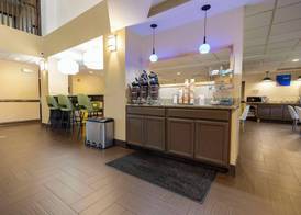 Comfort Suites Springfield I-70 5
