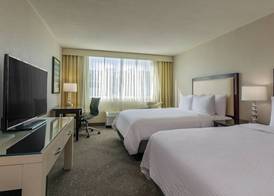 Holiday Inn & Suites BOSTON-PEABODY by IHG 3