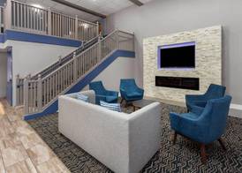 AmericInn by Wyndham Appleton North Little Chute 5