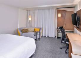 Courtyard by Marriott Columbus Grove City 3