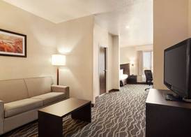 Baymont by Wyndham Clute Lake Jackson 3