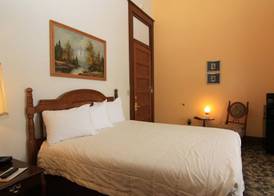 Town Hall Inn 5