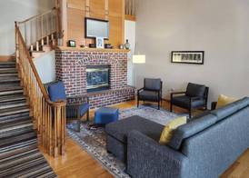 Country Inn & Suites by Radisson, Green Bay, WI 3