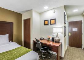 Comfort Inn Medford-Long Island 4