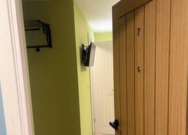 Tumbledown Hotel 4