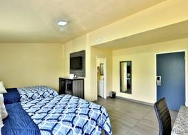 Americas Best Value Inn San Antonio Airport South 5