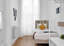 Bedford Place Hostels 4