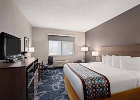Baymont by Wyndham Waterloo 5