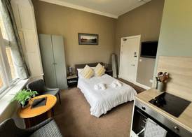 Rossal House Apartments 4