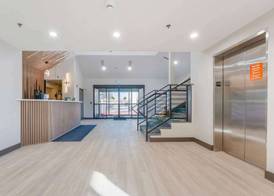Days Inn by Wyndham Thornton 4