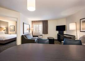 Sonesta Simply Suites Clearwater St. Petersburg 4