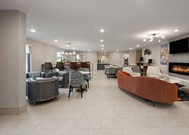 La Quinta Inn & Suites by Wyndham Greenville Woodruff Rd 4