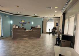 Days Inn by Wyndham Georgetown 4