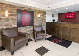Red Roof Inn Bloomington - Normal/University 2