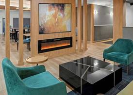 Fairfield Inn and Suites by Marriott Elk Grove 2