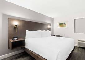 SureStay by Best Western Groves 5