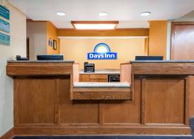 Days Inn by Wyndham Pittsburgh-Harmarville 3