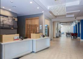 Holiday Inn Express & Suites HOUSTON-ALVIN by IHG 2