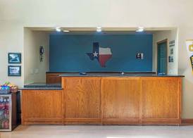 Best Western Plus Waco North 4