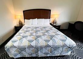 Executive Inn & Suites Breaux Bridge, LA 2
