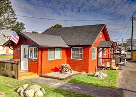 The Seaview Cottages 2