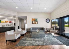 Quality Inn & Suites Fayetteville I-95 5