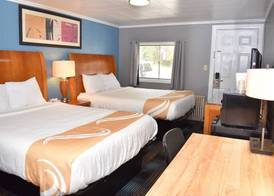 Pilgrim Inn & Cottages 3