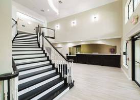SureStay Studio by Best Western Conroe Downtown 2