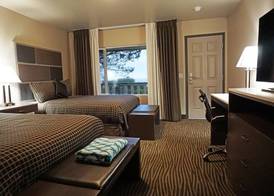 Crescent Bay Inn 5