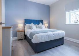 Beach Haven Hideout - 2 Bedroom - Milford Haven 2