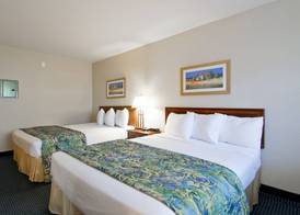 Travelodge by Wyndham Trenton 5
