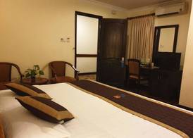 Huong Sen Hotel 5