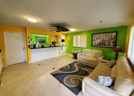 Coastal Inn & Suites 2